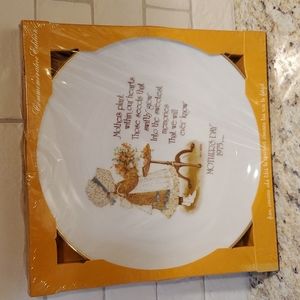 Vintage Holly Hobby commemorative plate NIB